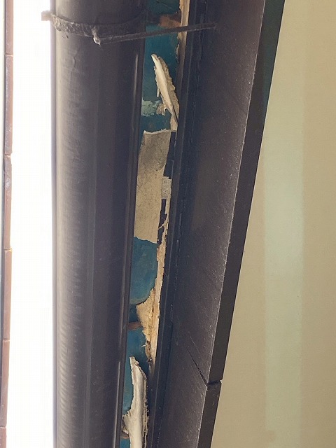 軒先の漆喰不良